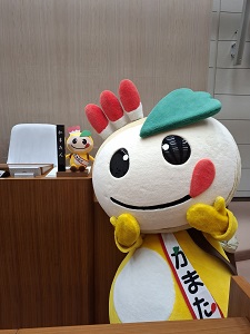 かまたんぬいぐるみとかまたんの写真