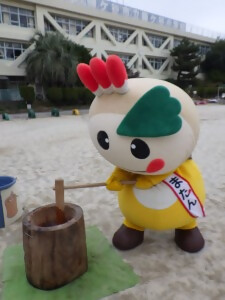 もちつきするかまたんの写真