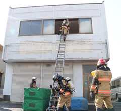 高所からの救出訓練（写真）