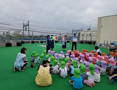 警察による交通安全のお話-1