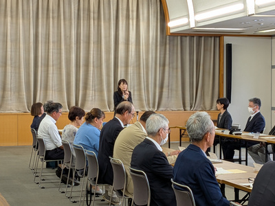 推進委員長として挨拶する芝田市長（写真）