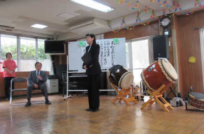 開会式で挨拶する芝田市長（写真）