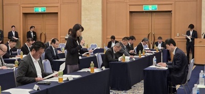総会の様子（写真）